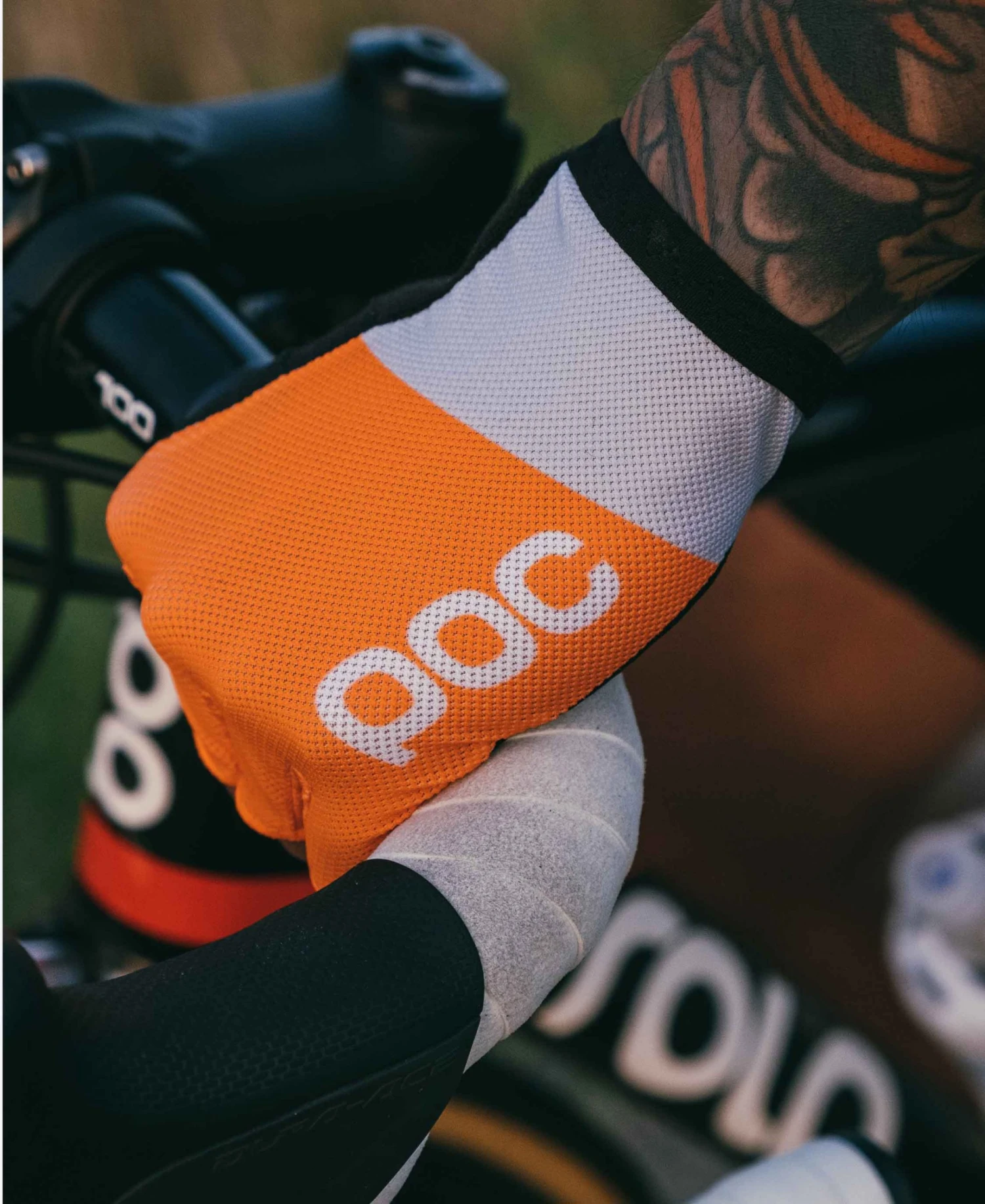 POC Essential Road Mesh Short Glove Gloves 4 POC Essential Road Mesh Short Glove Gloves